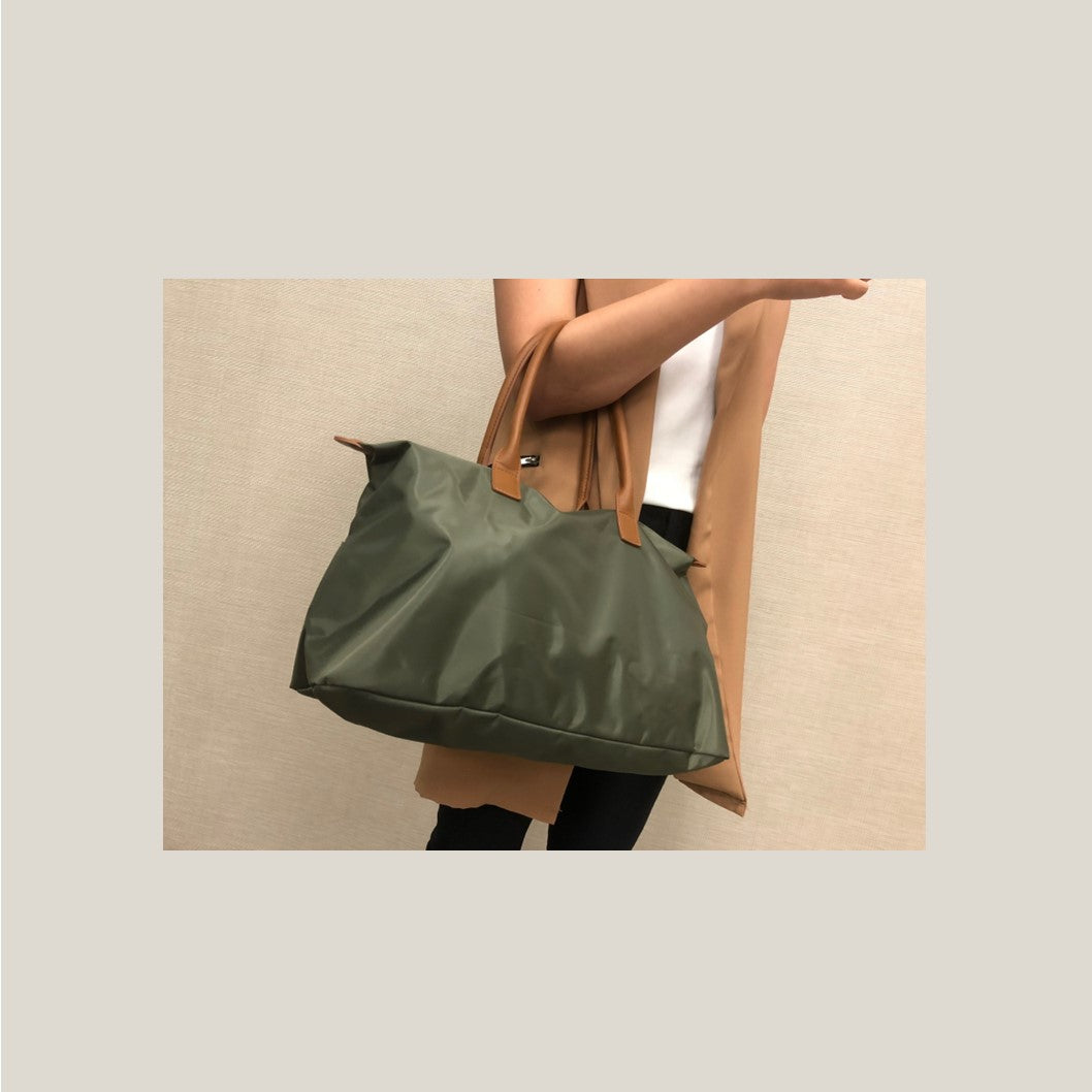 ELO Green Tote Bag (Non-exchangeable and non-refundable)